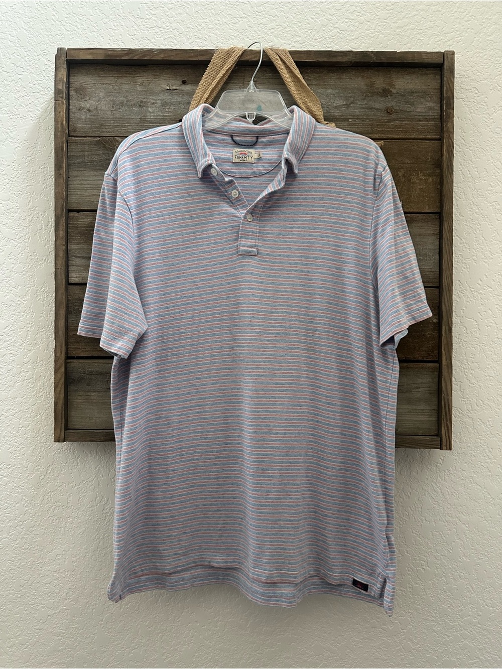 Faherty Movement polo shirt blue pink striped stretchy cotton modal knit men’s L